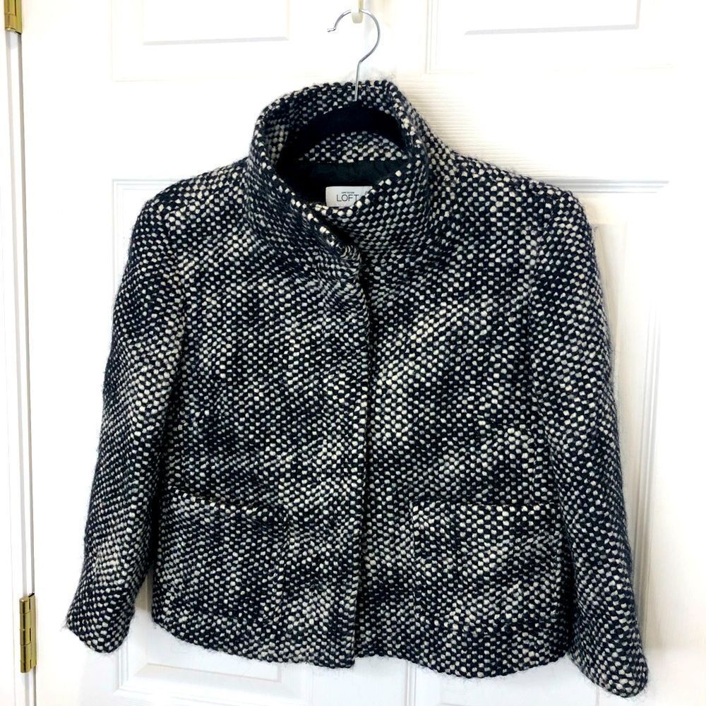 Ann Taylor Loft wool blend button front long sleeve blazer jacket, size small